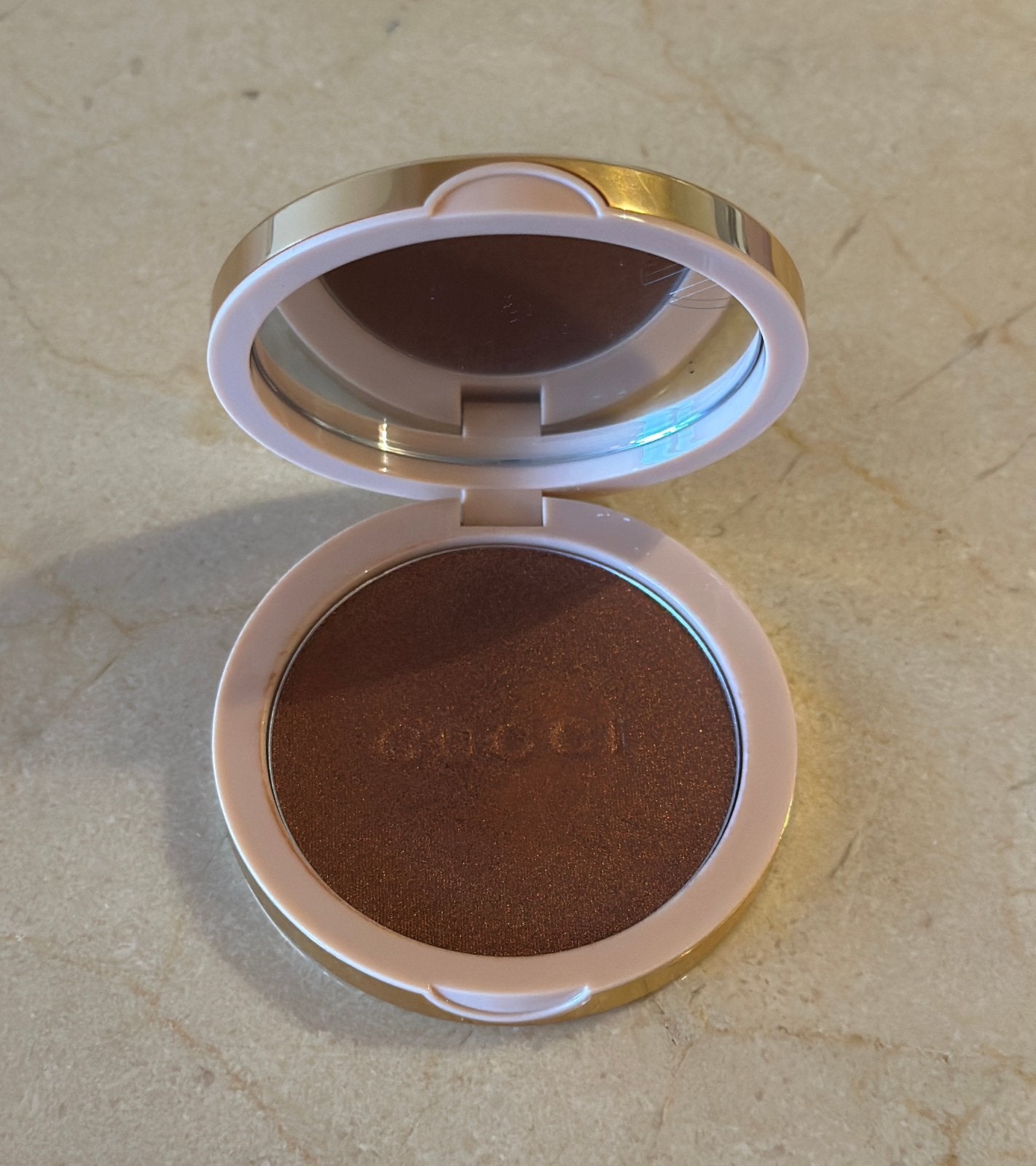 Gucci highlighter warm bronze, Bruin, Gehele gezicht, Nieuw, Ophalen of Verzenden