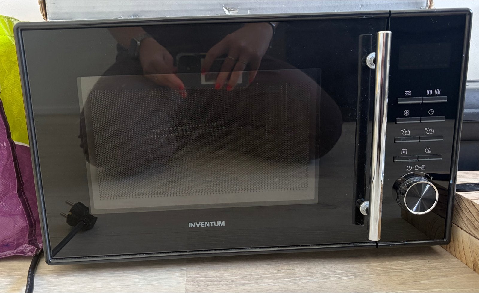 Inventum Magnetron/ oven Zwart - Zo goed als nieuw, Witgoed en Apparatuur, Ophalen, Grill, Draaiplateau, Magnetron