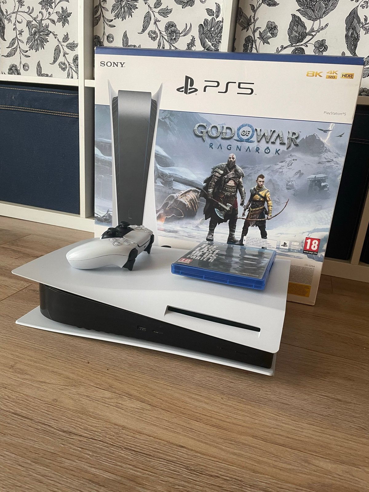 PS5 Disc Edition met games en accessoires, Spelcomputers en Games, Ophalen of Verzenden, Zo goed als nieuw, Playstation 5