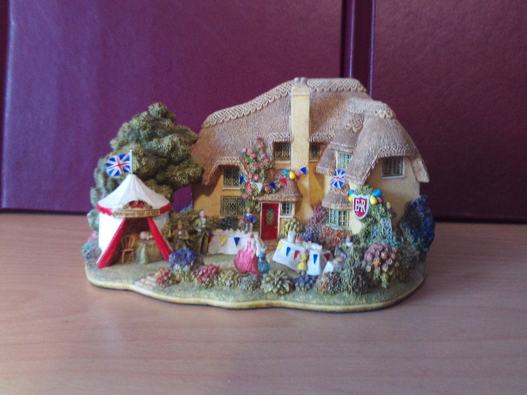 Lilliput Lane - The Golden Jubilee, Ophalen of Verzenden, Zo goed als nieuw, Overige typen