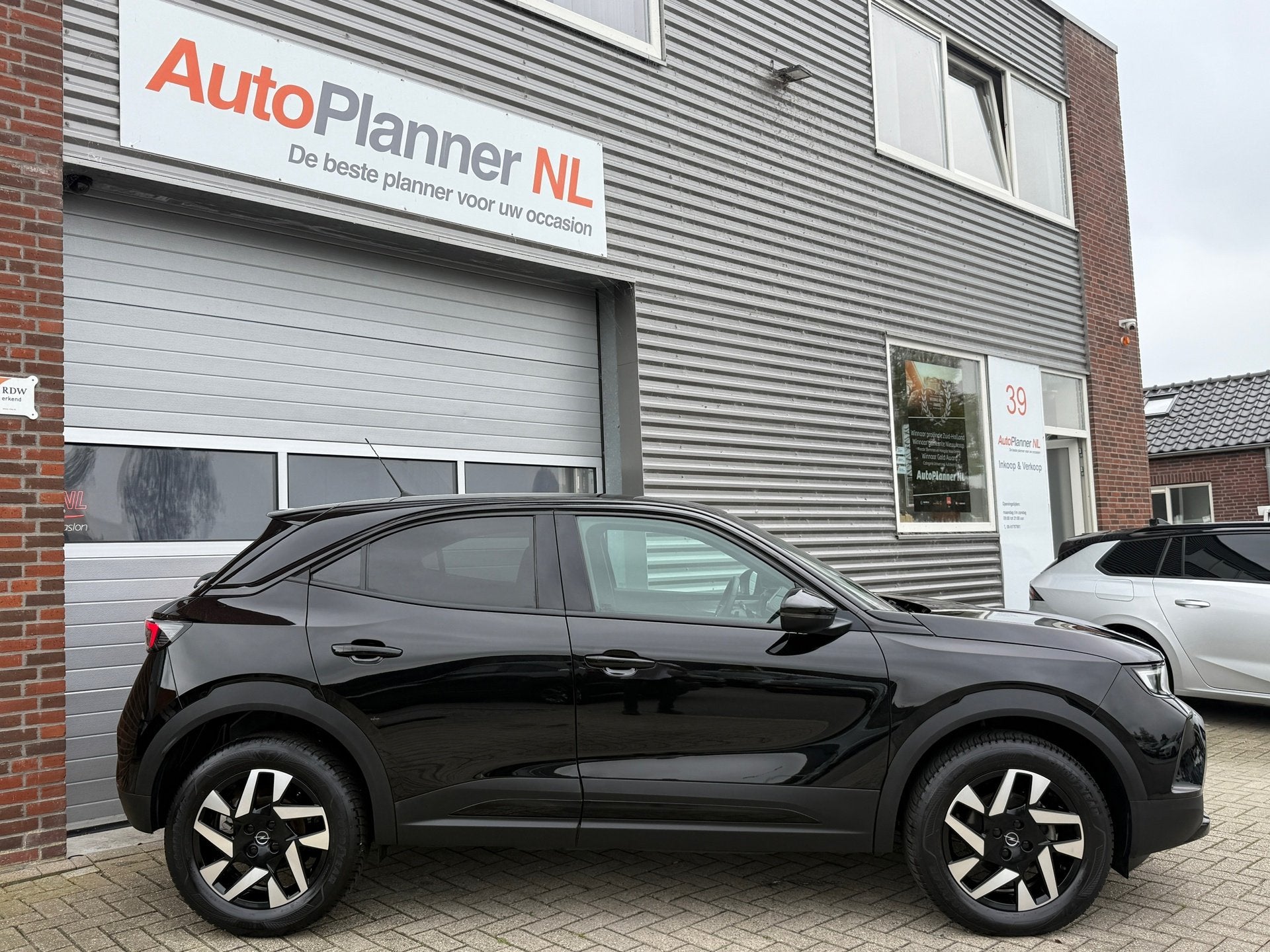Opel Mokka 1.2 Turbo GS! Incl. Btw! 360 Camera! Virtual!, Auto's, Gebruikt, Zwart, 1199 cc, Leder en Stof