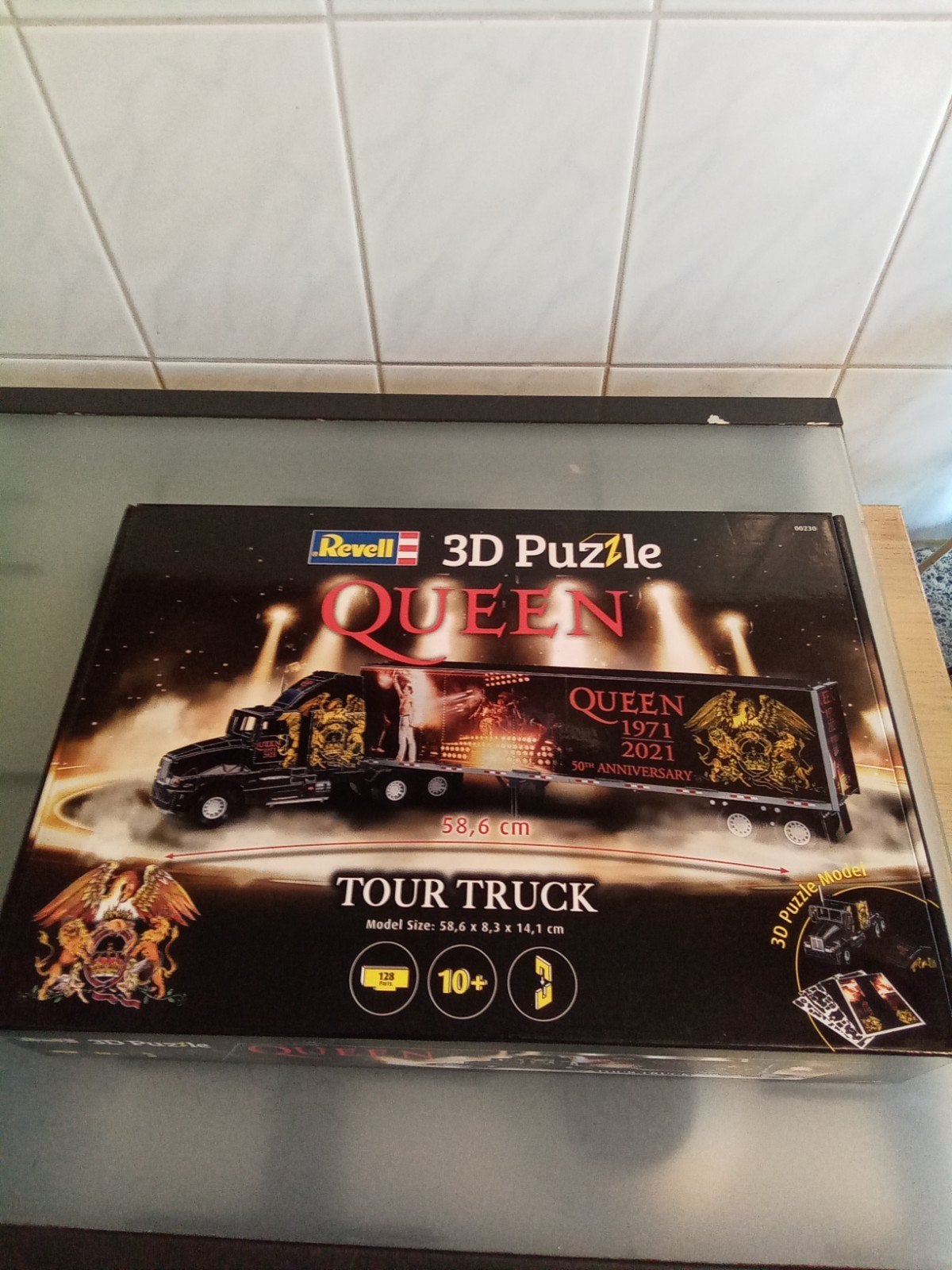 QUEEN TOUR TRUCK 50TH ANNIVERSARY 3D PUZZEL MERK REVELL, Ophalen, Nieuw