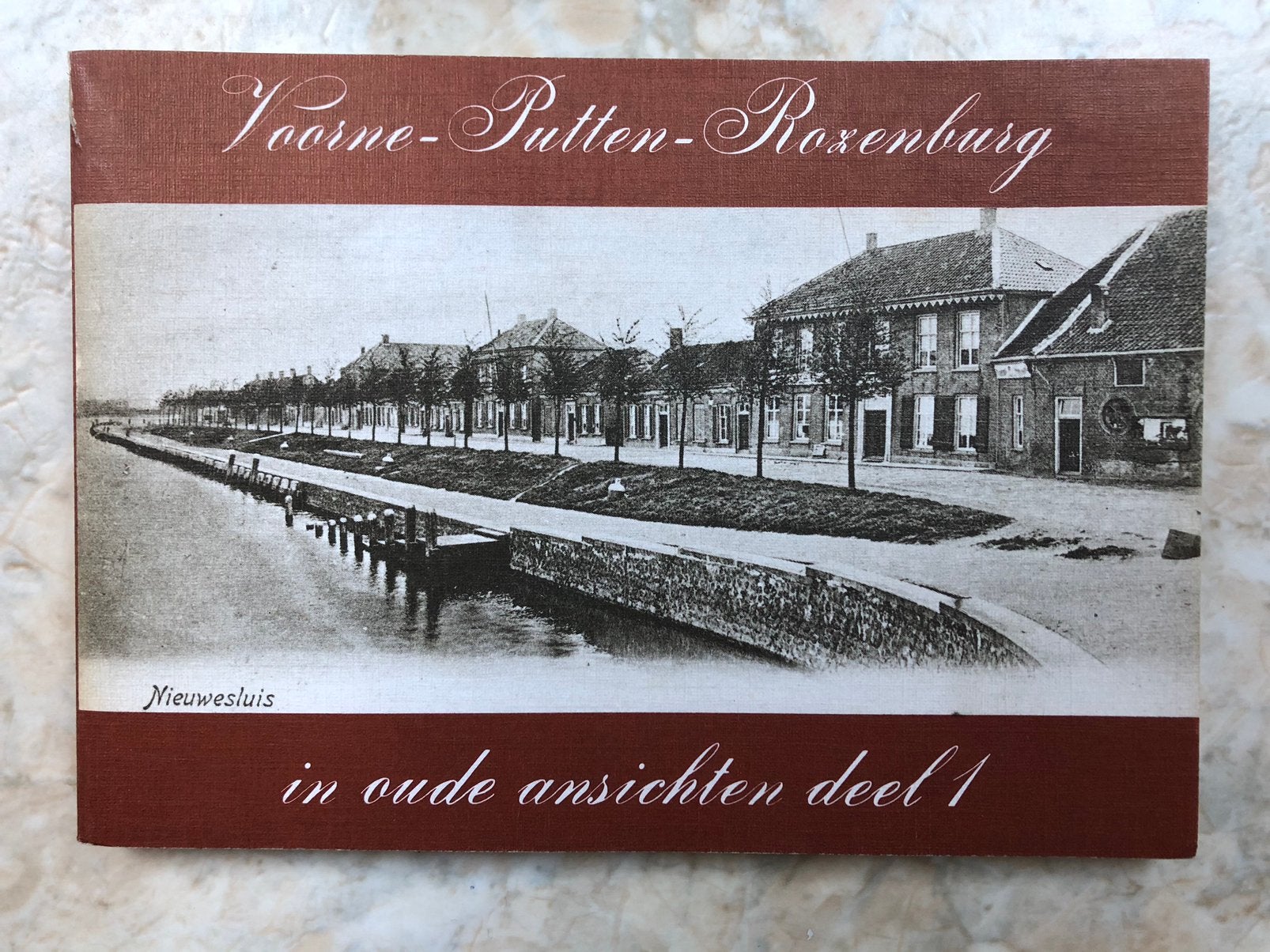 Voorne-Putten-Rozenburg in oude ansichten, deel 1., Boeken, Ophalen of Verzenden, Zo goed als nieuw