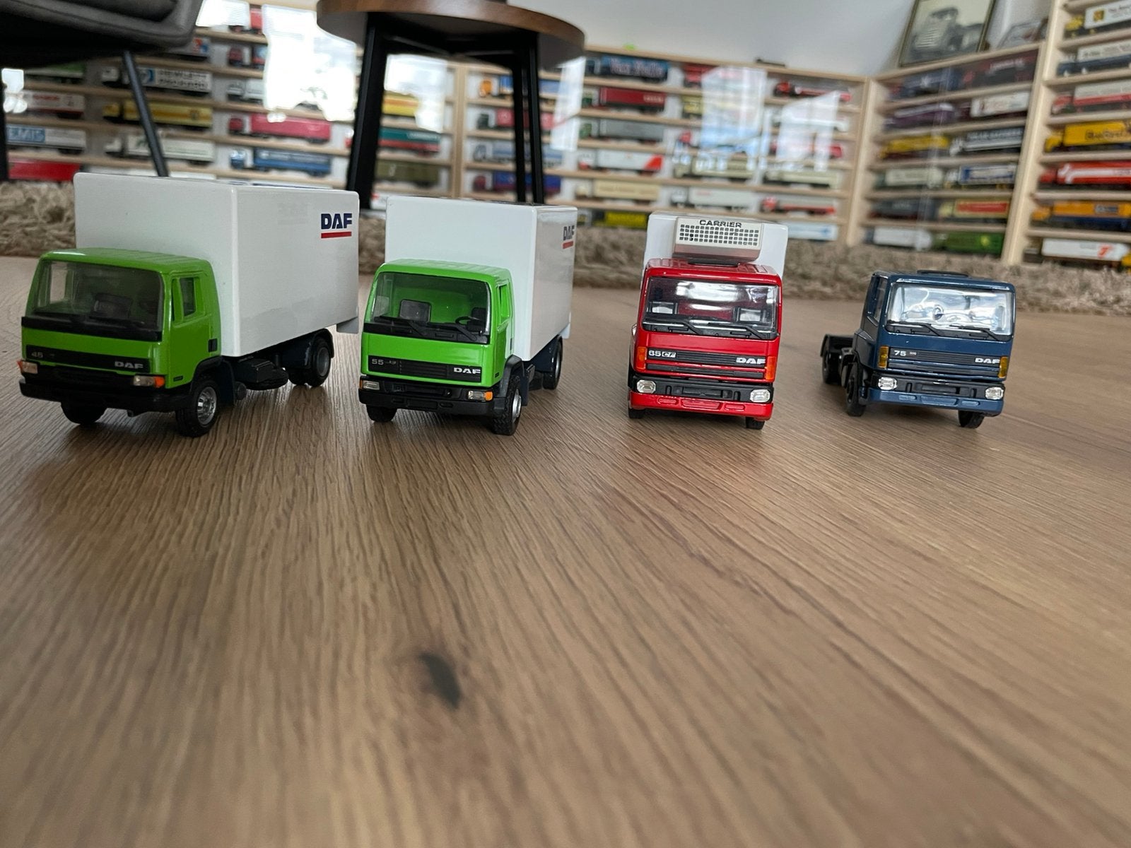 4x DAF Lion Car., Ophalen of Verzenden, Zo goed als nieuw, Bus of Vrachtwagen, Lion Toys