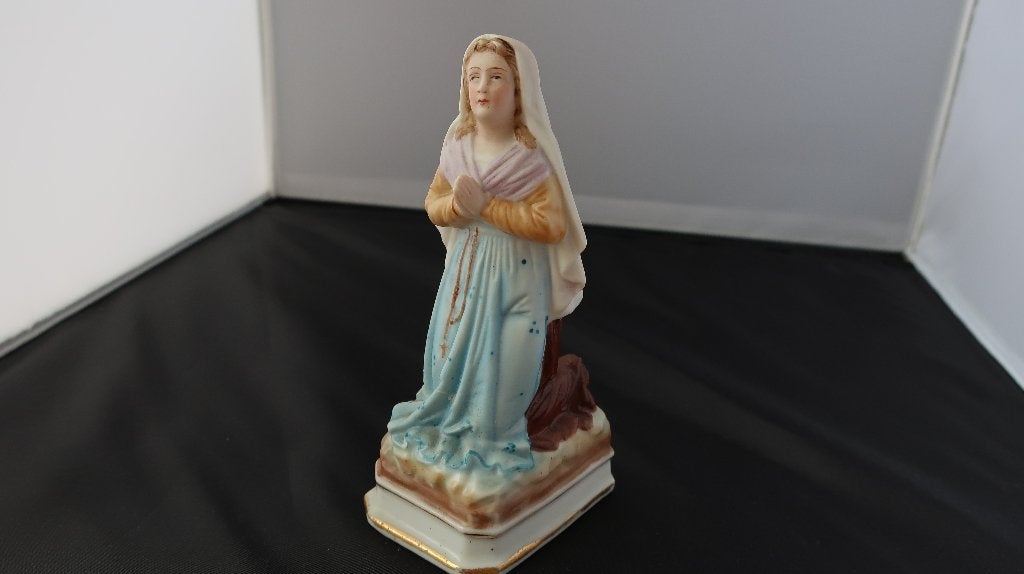 Heilig beeldje Bernadette van Lourdes, Antiek en Kunst, Antiek | Religie, Ophalen of Verzenden