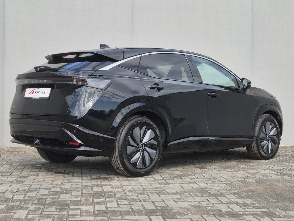 Nissan Ariya Evolve 66 kWh / 99% SOH / Glazen schuif- en kan, Auto's, Nissan, 1803 kg, Gebruikt, Zwart, 218 pk