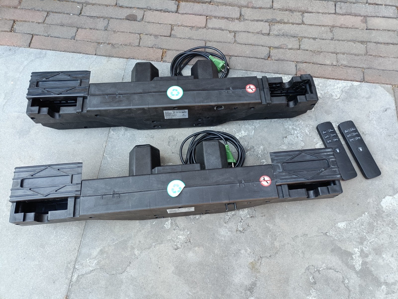 motoren voor een verstelbaar bed met afstandsbediening, Overige materialen, Zwart, Tweepersoons, Ophalen of Verzenden