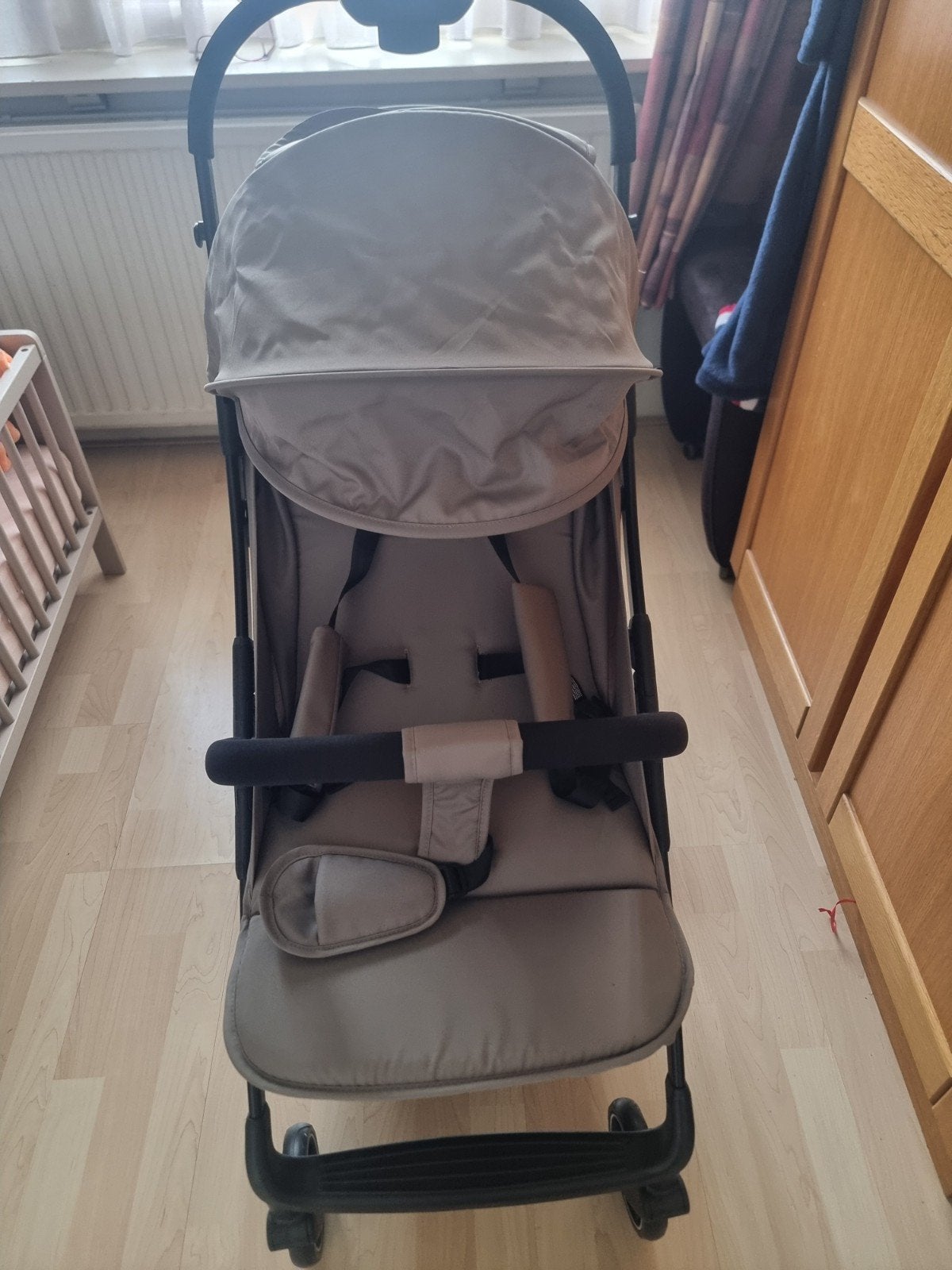Compacte en opvouwbare buggy -, Kinderen en Baby's, Buggy's, Ophalen of Verzenden, Nieuw, Verstelbare rugleuning