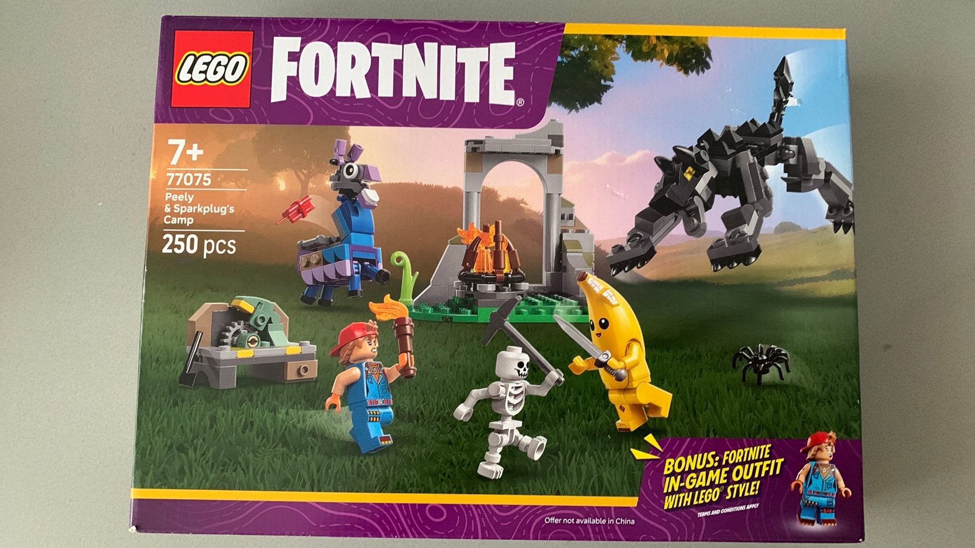 Lego Fortnite Peely & Sparkplug's Camp 77075, Ophalen of Verzenden, Nieuw