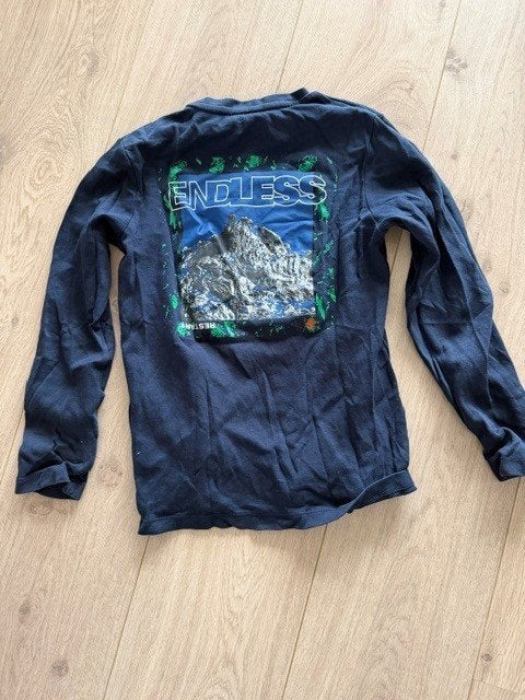 Kinderkleding maat 146: mooie blauwe trui met opdruk, Kinderen en Baby's, Ophalen of Verzenden, Zo goed als nieuw, Jongen, Trui of Vest