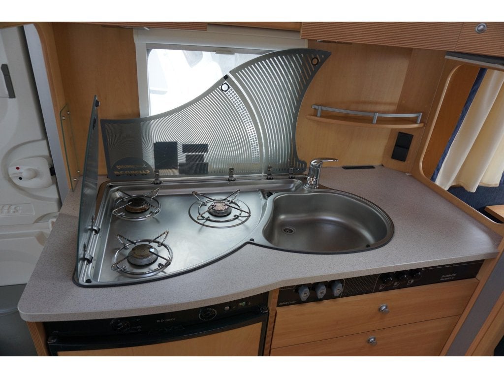 Dethleffs Camper 510 TK stapelbed,Isabella, mover, Overige typen, Fietsenrek, Bedrijf, Treinzit