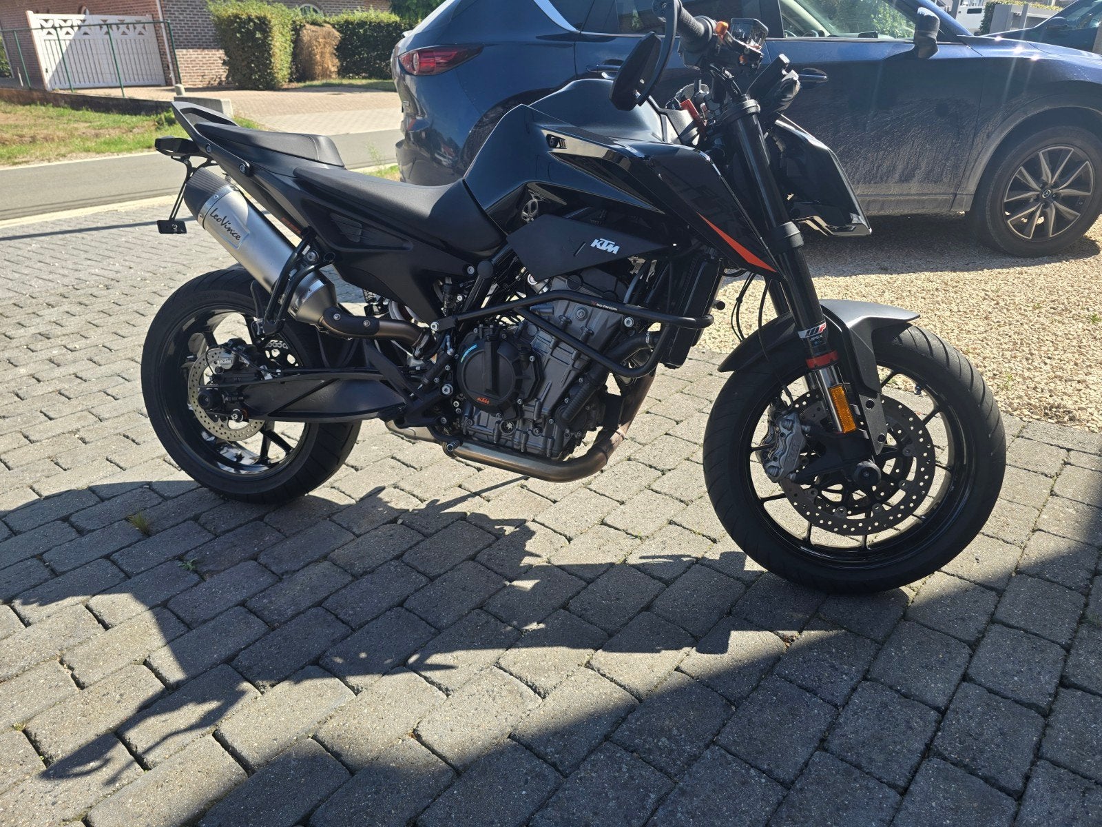 KTM Duke 890, Ophalen