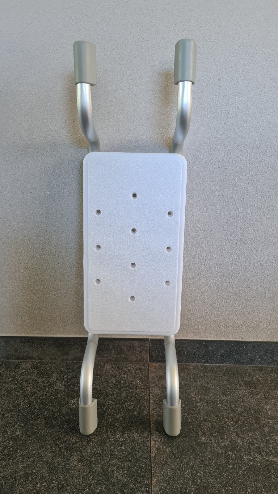 Handig hangend badzitje / badplank (max. 150 kg), Diversen, Ophalen of Verzenden, Zo goed als nieuw
