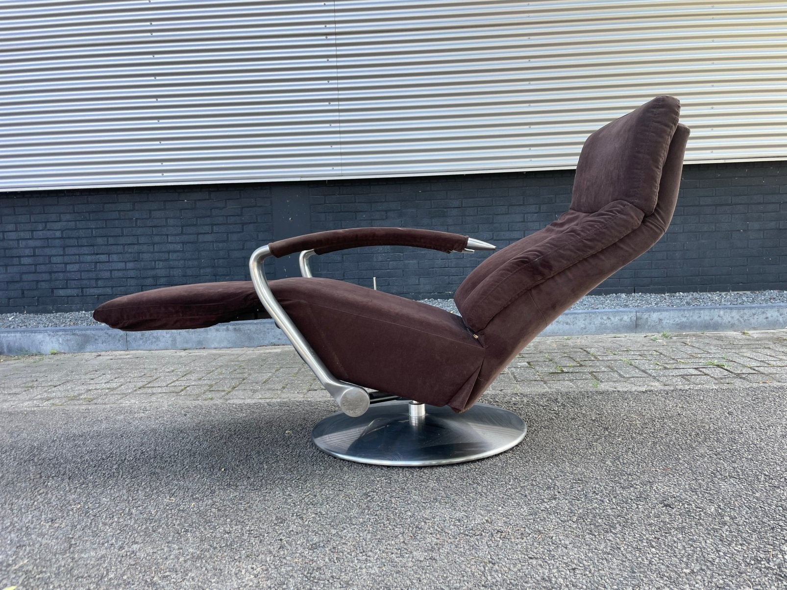 Bruine stoffen relax fauteuil / relax stoel / draai fauteuil, Huis en Inrichting, Fauteuils, Ophalen, Minder dan 75 cm, 50 tot 75 cm