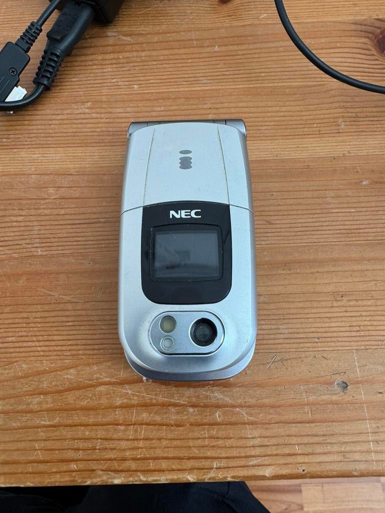 Mobiele telefoon NEC N 400i, Ophalen of Verzenden, Niet werkend, Geen camera, Inklapmodel
