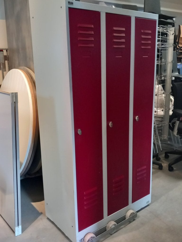 Locker kasten kleding kasten 3 deurs, Gebruikt, Niet ingevuld, Metaal, Niet ingevuld
