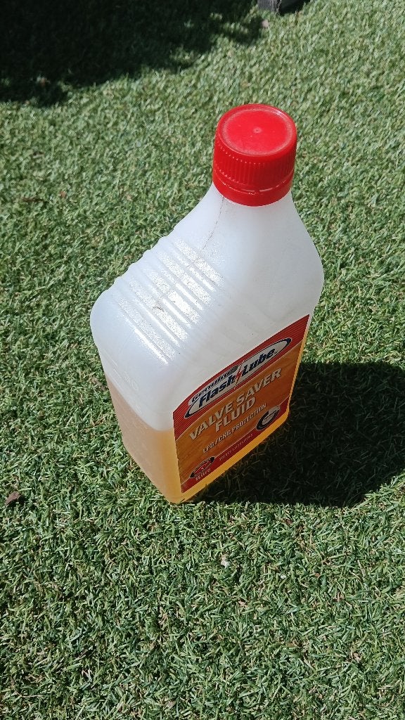 Flash lube olie voor smering van de kleppen bij LPG, Ophalen