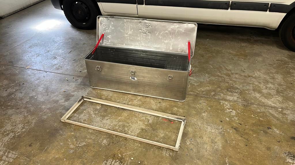 Lichtgewicht afsluitbare kist voor op het fietsenrek, Ophalen, Gebruikt