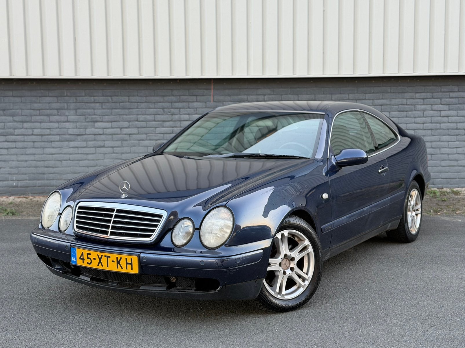 Mercedes clk320 Automaat | Airco | Stoelverwarming |, Auto's, Automaat, Zwart, Blauw, Bedrijf