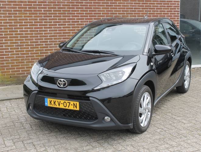 TOYOTA Aygo X 1.0 VVT-i MT 72pk Play -Automaat-carplay-camer, Auto's, Dealer onderhouden, Stof, Gebruikt, Euro 6