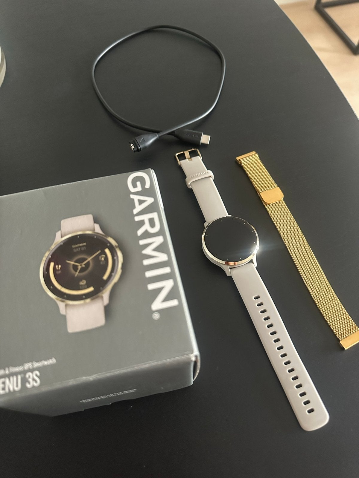 Garmin Venu 3S Smartwatch - Zo goed als nieuw
