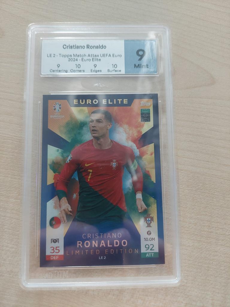 Christiano Ronaldo Portugal gegrade 9 Mint Topps Euro 2024, Ophalen of Verzenden, Zo goed als nieuw, Plaatje