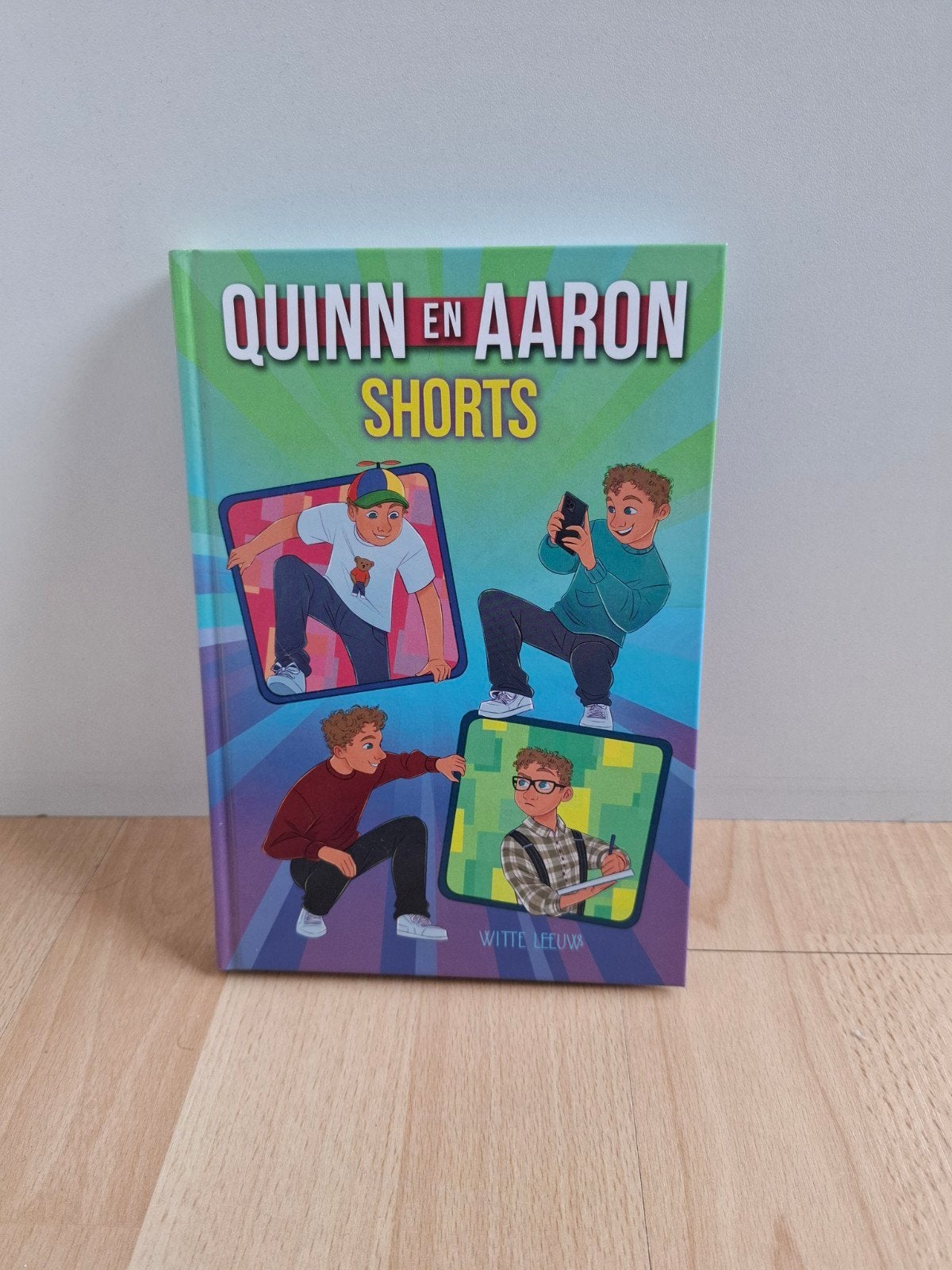 Boek Quinn en Aaron (nieuw), Shorts, is gesigneerd., Ophalen, Nieuw, Quinn en Aaron