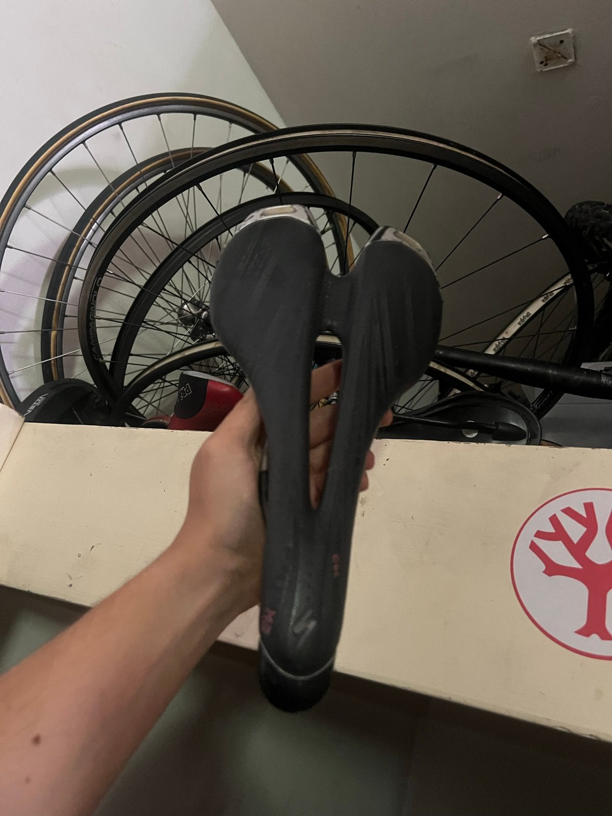 Vier fietszadels: Specialized, Selle Italia, Pro Gel, Ophalen of Verzenden, Gebruikt, Zadel