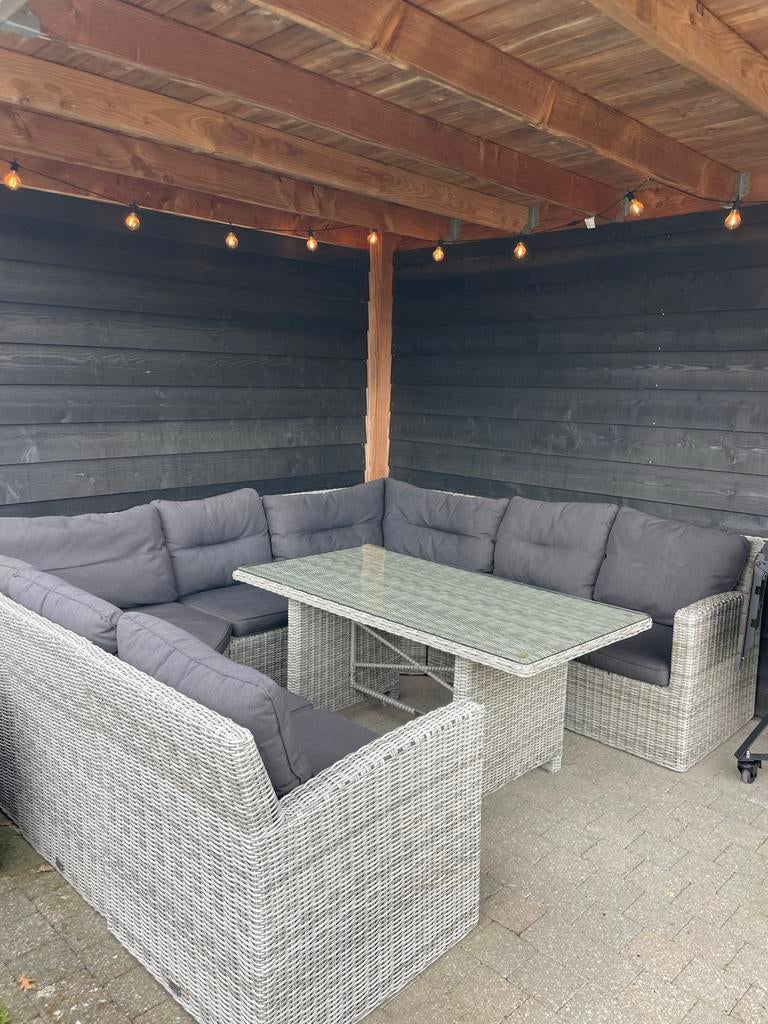 Loungeset met tafel, wicker grijs, 6-8 zitplaatsen, Ophalen, Meer dan 8 zitplaatsen, Zo goed als nieuw, Loungeset