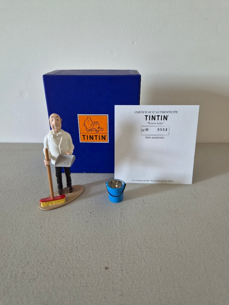 Kuifje / Tintin pixi Nestor balai, Ophalen of Verzenden, Kuifje, Nieuw, Beeldje of Figuurtje