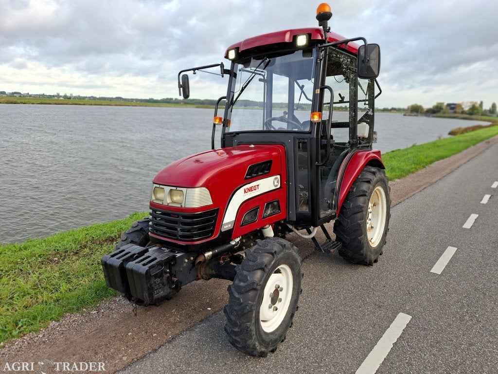 Knegt 404 G2 midi trekker   !! 697 uur !!  40 PK, Zakelijke goederen, Overige merken, Gebruikt, Niet opgegeven, Ophalen of Verzenden