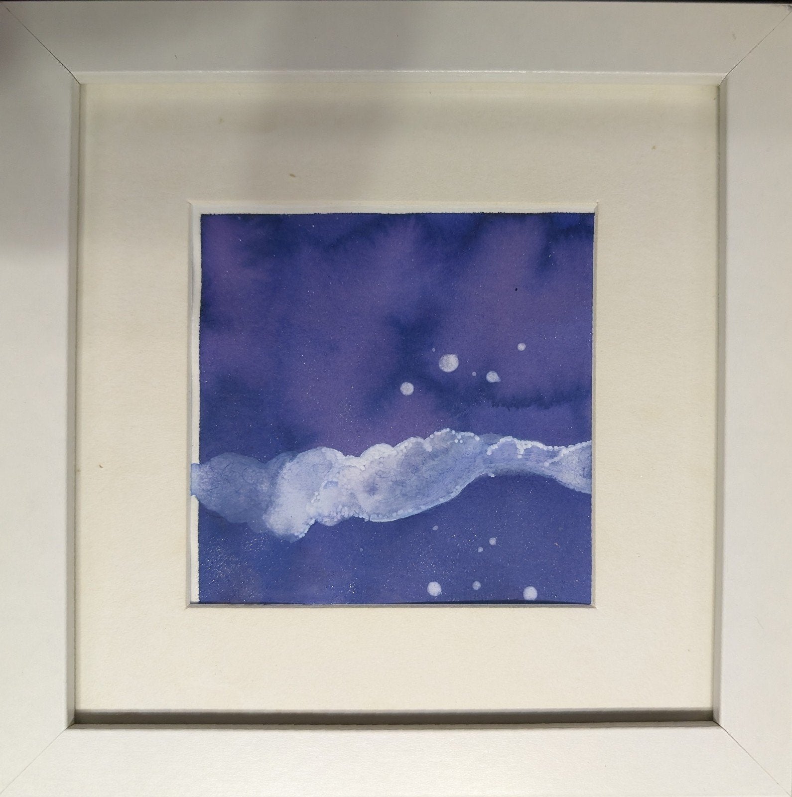 Abstract paars schilderij met witte accenten, Ophalen of Verzenden
