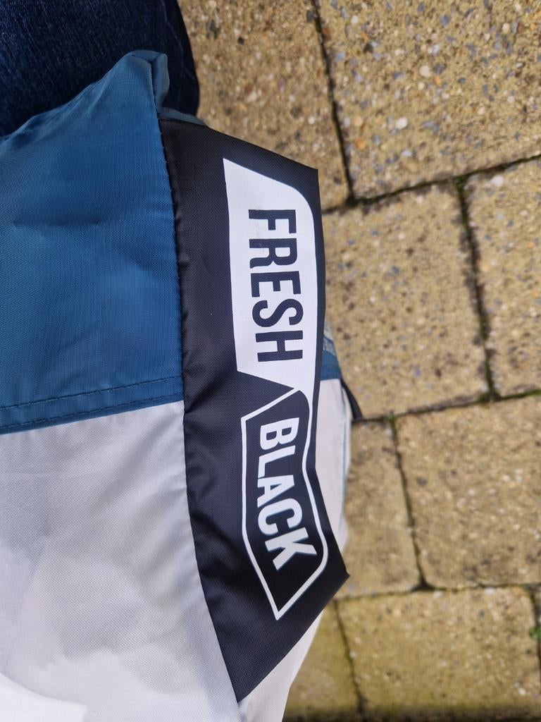 Arpenaz 4.2 fresh&black 4 persoons festivaltent, Caravans en Kamperen, Tenten, Ophalen, Zo goed als nieuw, Tot en met 4