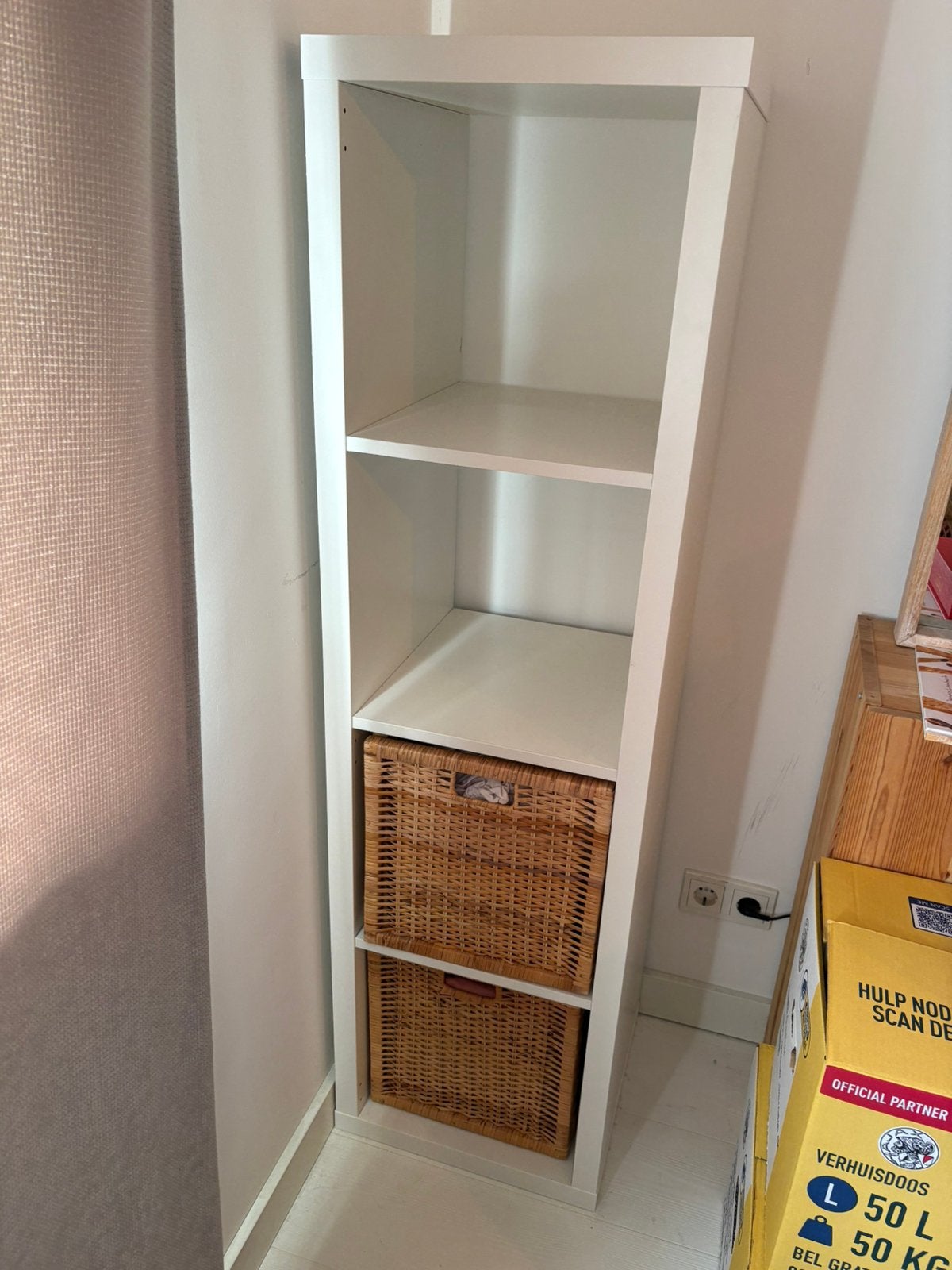 IKEA Kallax kast met manden - Wit, zo goed als nieuw, Ophalen, Minder dan 50 cm, 100 tot 150 cm, Zo goed als nieuw