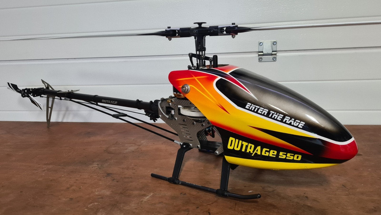 Outrage 550 FBL, Hobby en Vrije tijd, Modelbouw | Radiografisch | Helikopters en Quadcopters, Ophalen of Verzenden, Zo goed als nieuw
