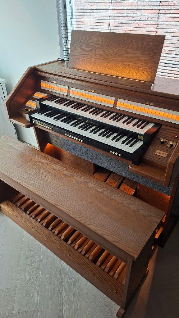 Johannus Opus 1210, Muziek en Instrumenten, Orgels, Gebruikt, Orgel, 2 klavieren, Ophalen