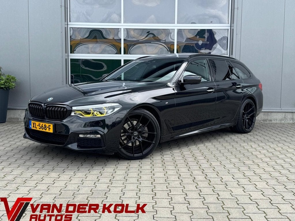 BMW 5-serie Touring 520i M-Sport | Panorama | 20" | Comfort, Auto's, BMW, Automaat, 1998 cc, Achterwielaandrijving, Gebruikt