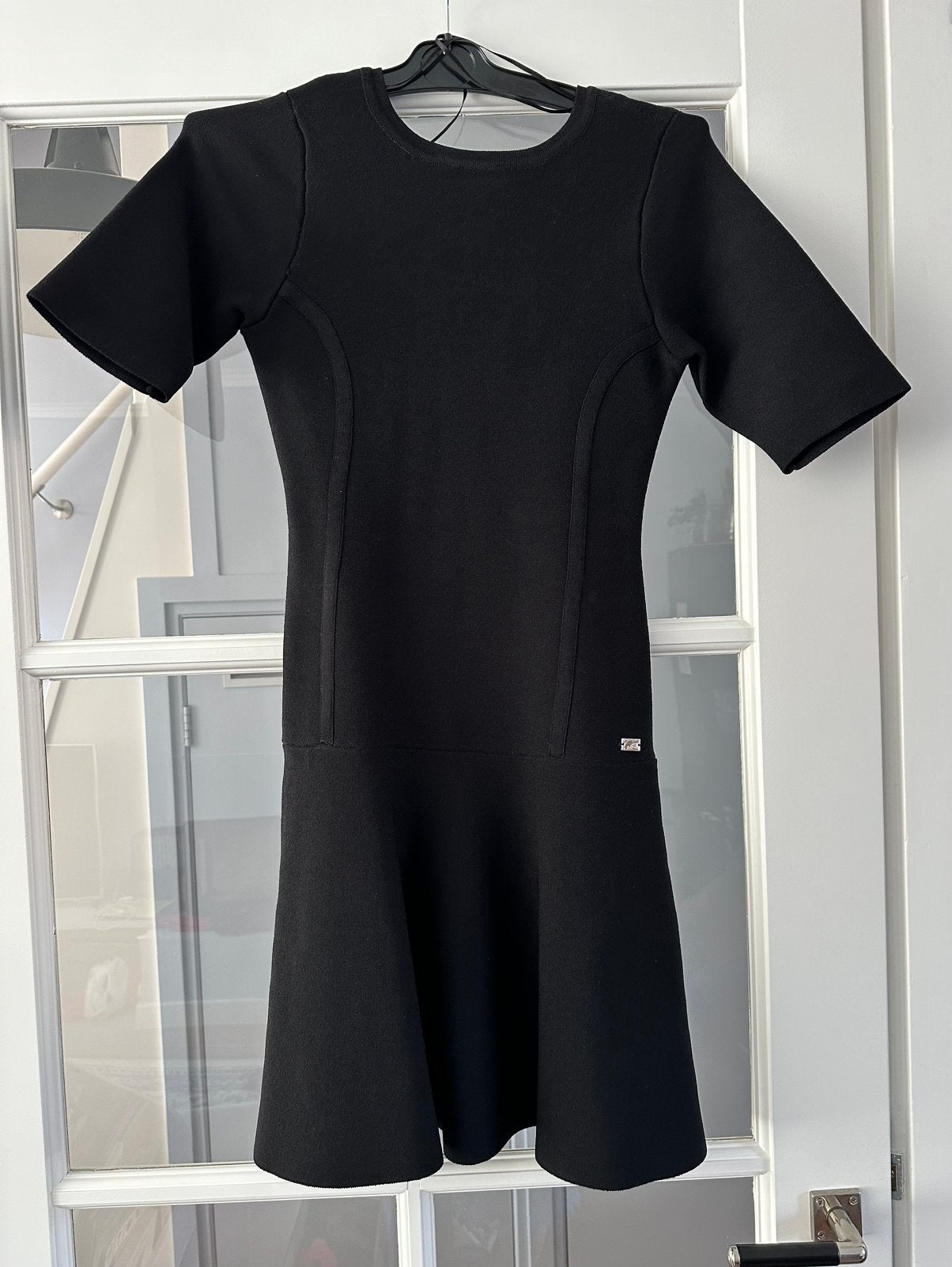 Nieuwe korte zwarte jurk Josh V maat XS, Zwart, Nieuw, Ophalen of Verzenden, Maat 34 (XS) of kleiner