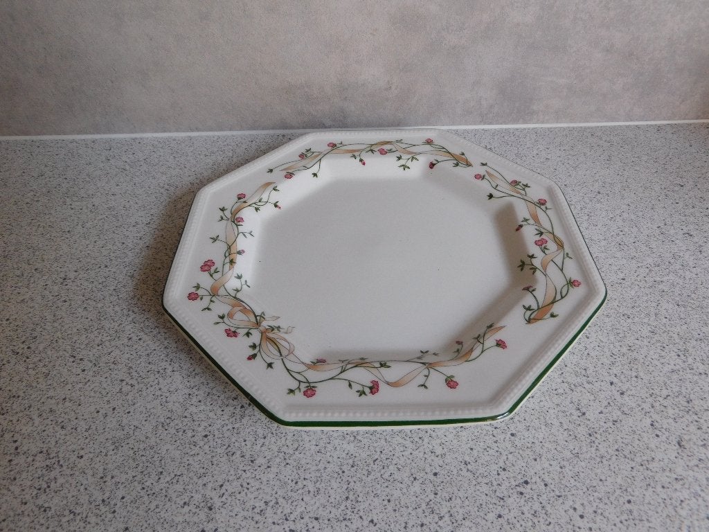 Bord Eternal Beau Johnson Brothers 20 cm, Overige merken, Vintage, Ophalen of Verzenden, Zo goed als nieuw