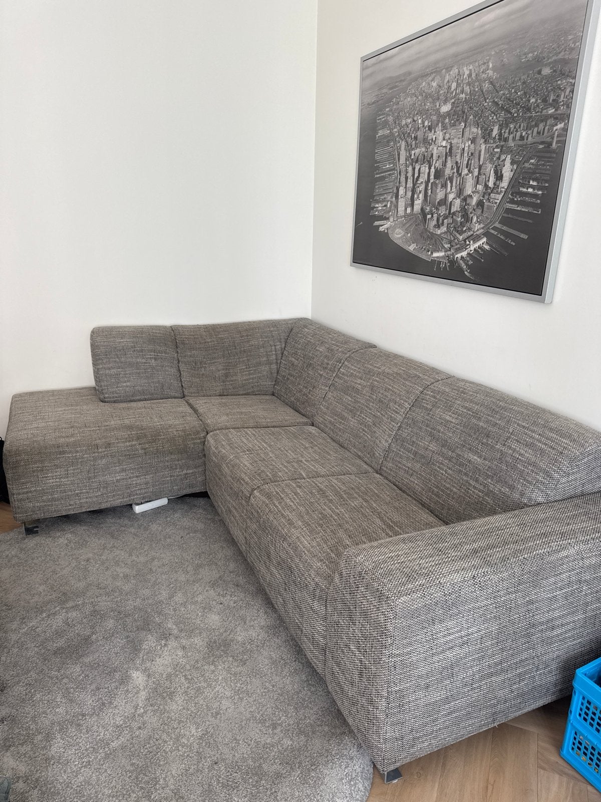 Comfortabele grijze hoekbank - Zo goed als nieuw, Ophalen, 250 tot 300 cm, Hoekbank, 75 tot 100 cm