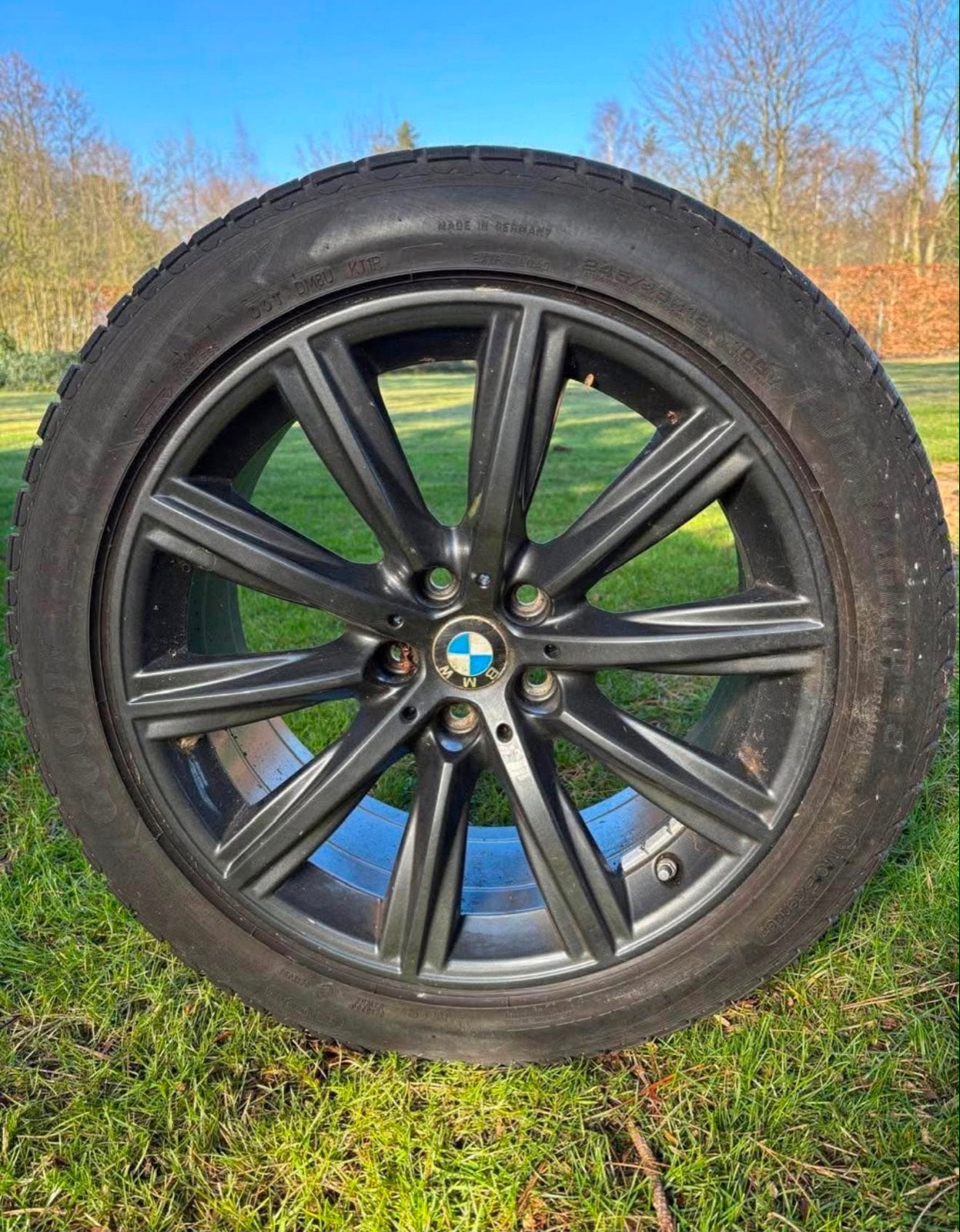 I am selling rims with tires BMW 5 series F10, size R18, Ophalen, 18 inch, Banden en Velgen, Winterbanden
