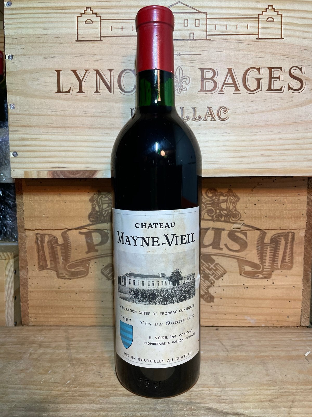 Chateau Mayne-Vieil 1967 - Rode Wijn uit Bordeaux, Verzamelen, Gebruikt, Frankrijk, Ophalen of Verzenden, Rode wijn