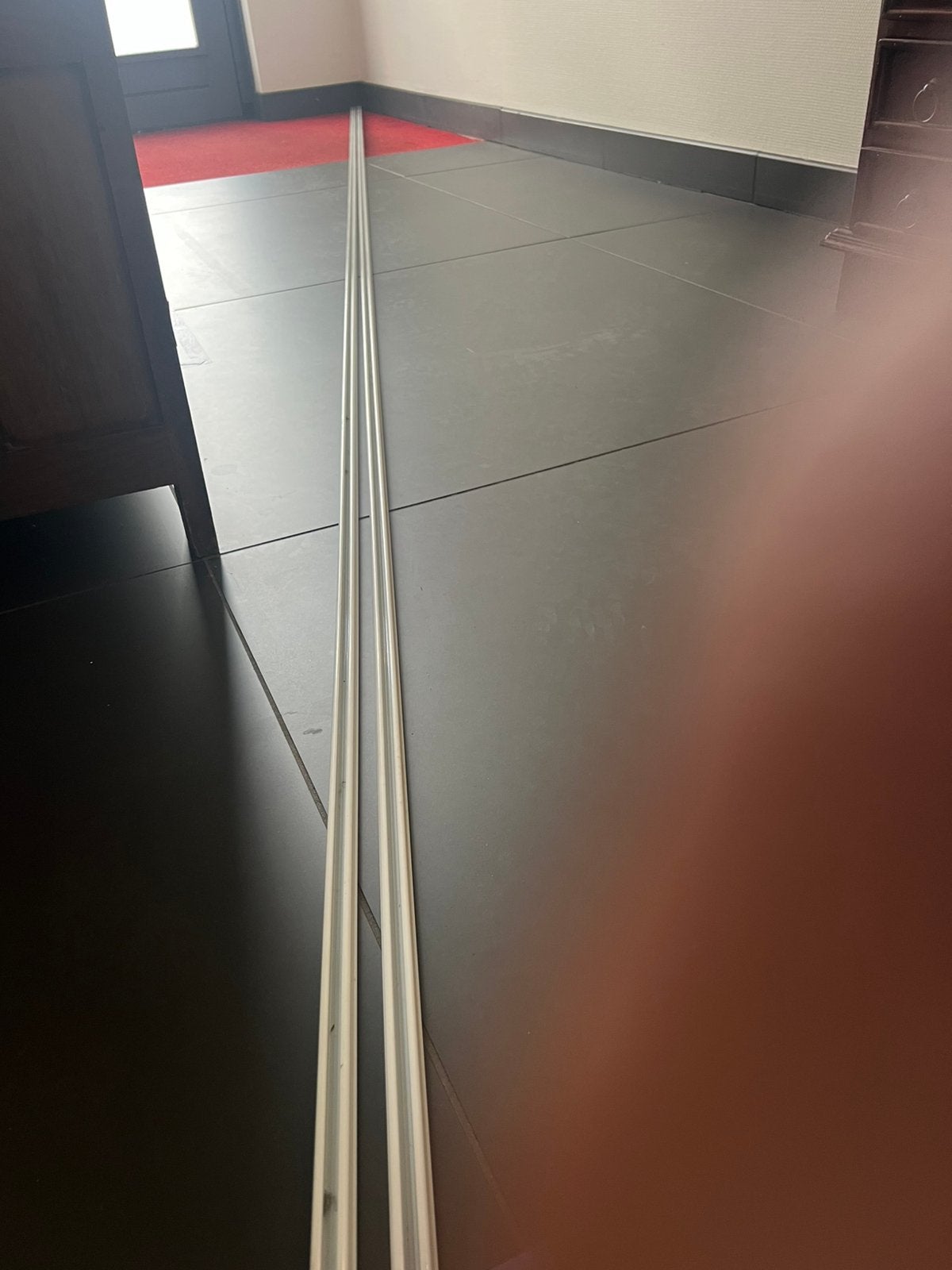 Gordijn rails 2x 492 cm, Ophalen, Zo goed als nieuw, Overige materialen, Plinten