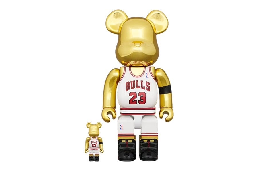 BE@RBRICK Michael Jordan 100% & 400% Bulls Gold, Ophalen of Verzenden, Nieuw