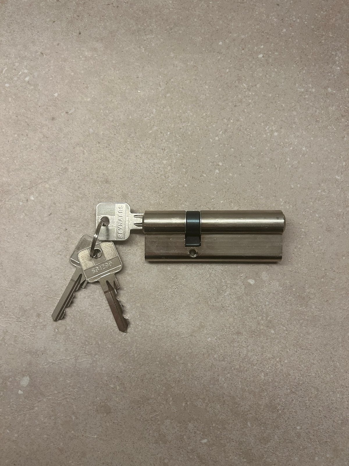 Nieuwe Reynaers cilinder met 3 sleutels, Ophalen, Nieuw, Overige materialen, Slot