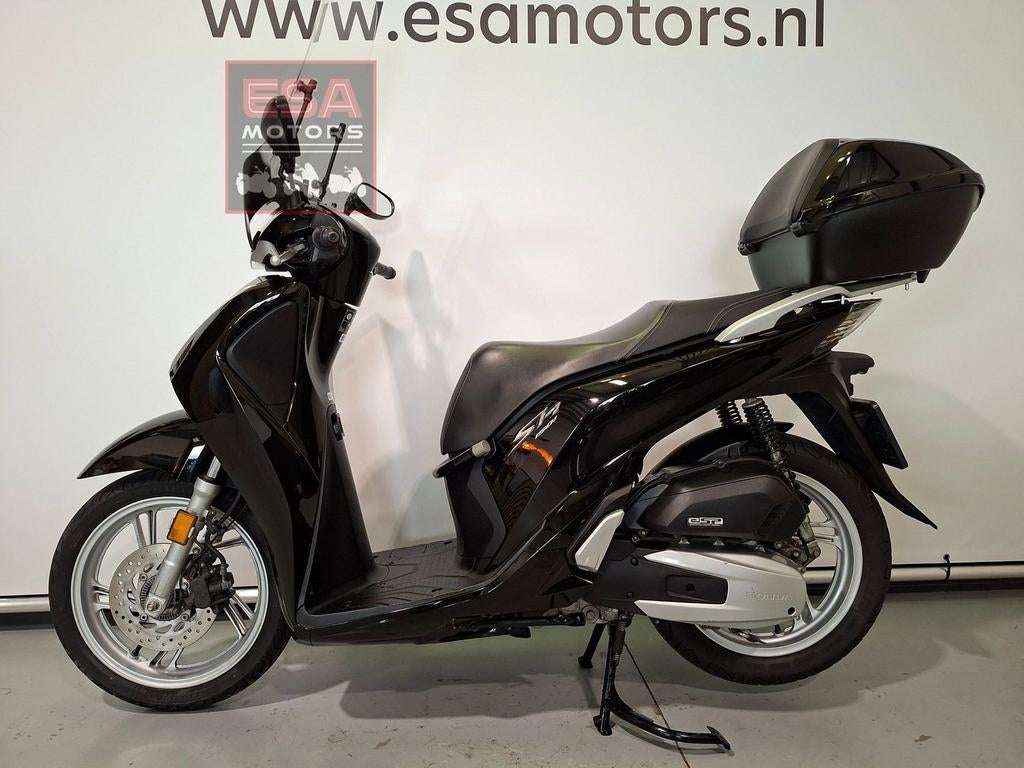 HONDA SH 150 ABS 2018 zwart motorscooter - extras - garantie, Scooter, HONDA, Bedrijf, Onbekend