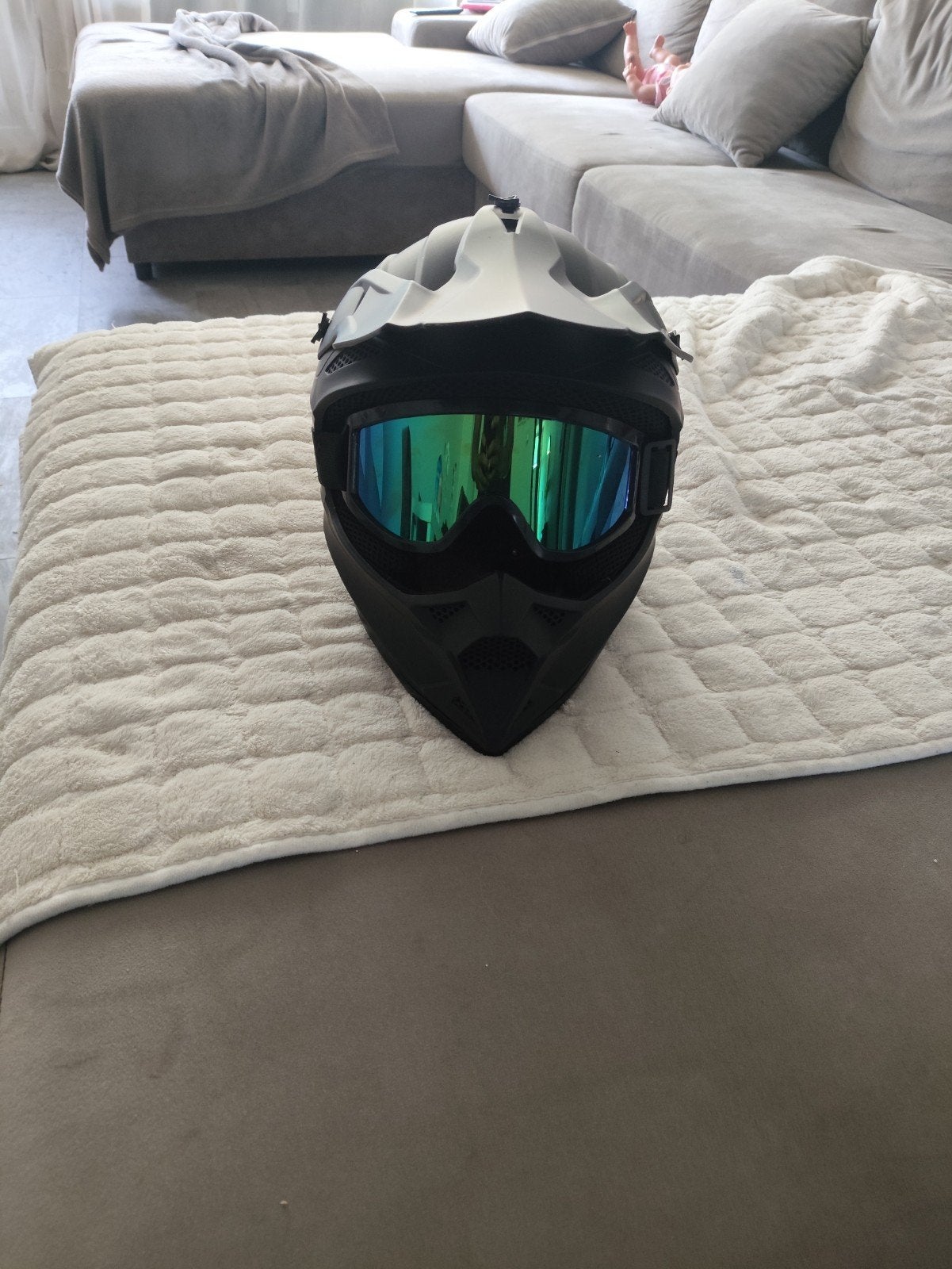 Helmet, Ophalen, Zo goed als nieuw