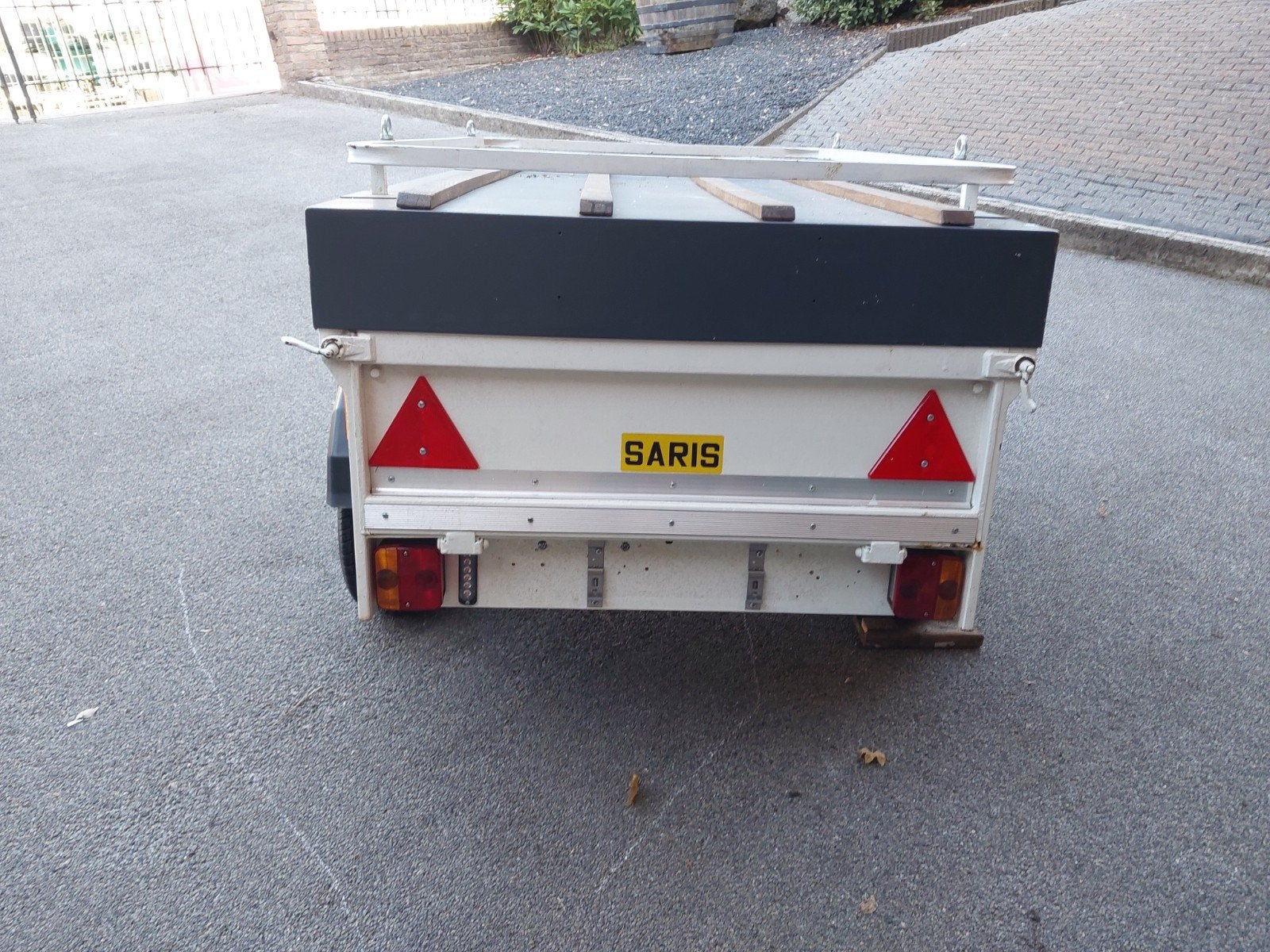 Saris ARBA aanhanger - Compact en veelzijdig, Auto diversen, Aanhangers en Bagagewagens, Ophalen, Gebruikt