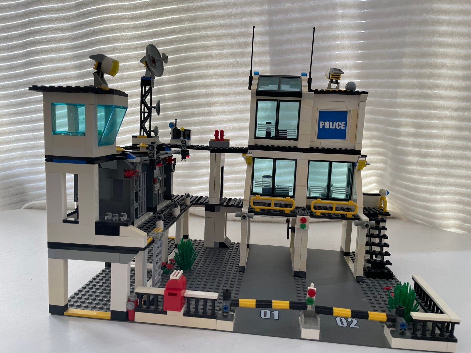 Lego politiebureau set 7744, Ophalen, Lego, Inclusief minifiguren, Complete set