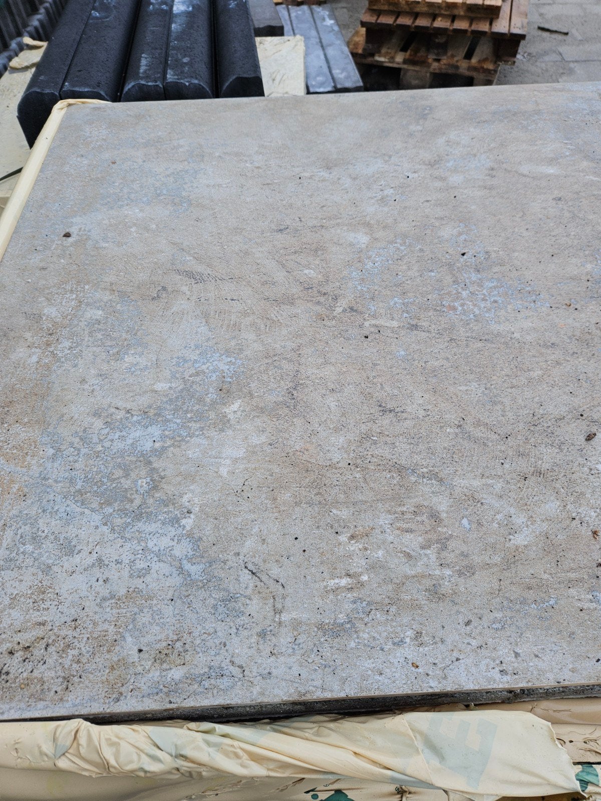 Keramiek 100x100 x6 bruin genuanceerd, Ophalen, Nieuw, Keramiek, Terrastegels